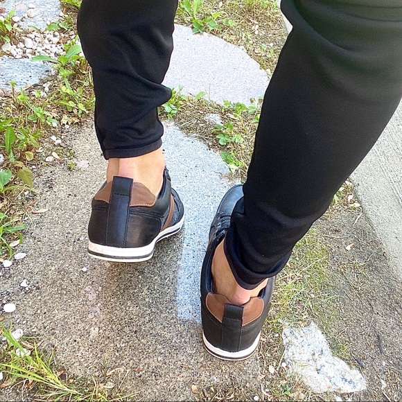 Aldo Leather Loafers in Black with Brown Trim - Picture 3 of 3